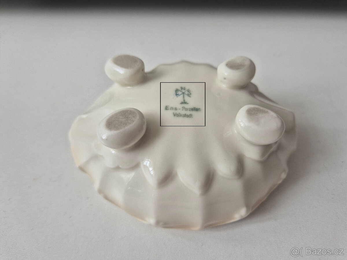 stará porcelánová dóza s růžemi - 3