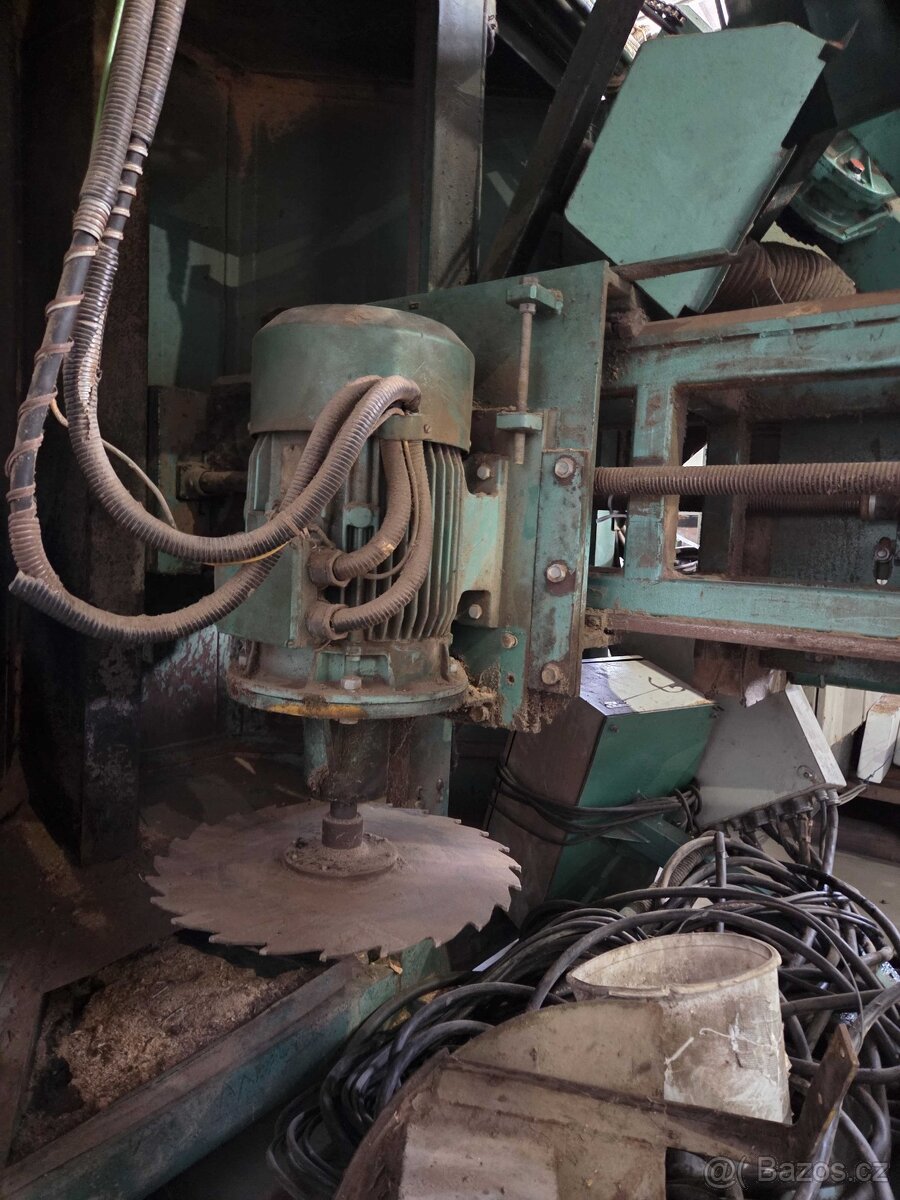 Uhlová píla Gamota WEP UP1000 - 3