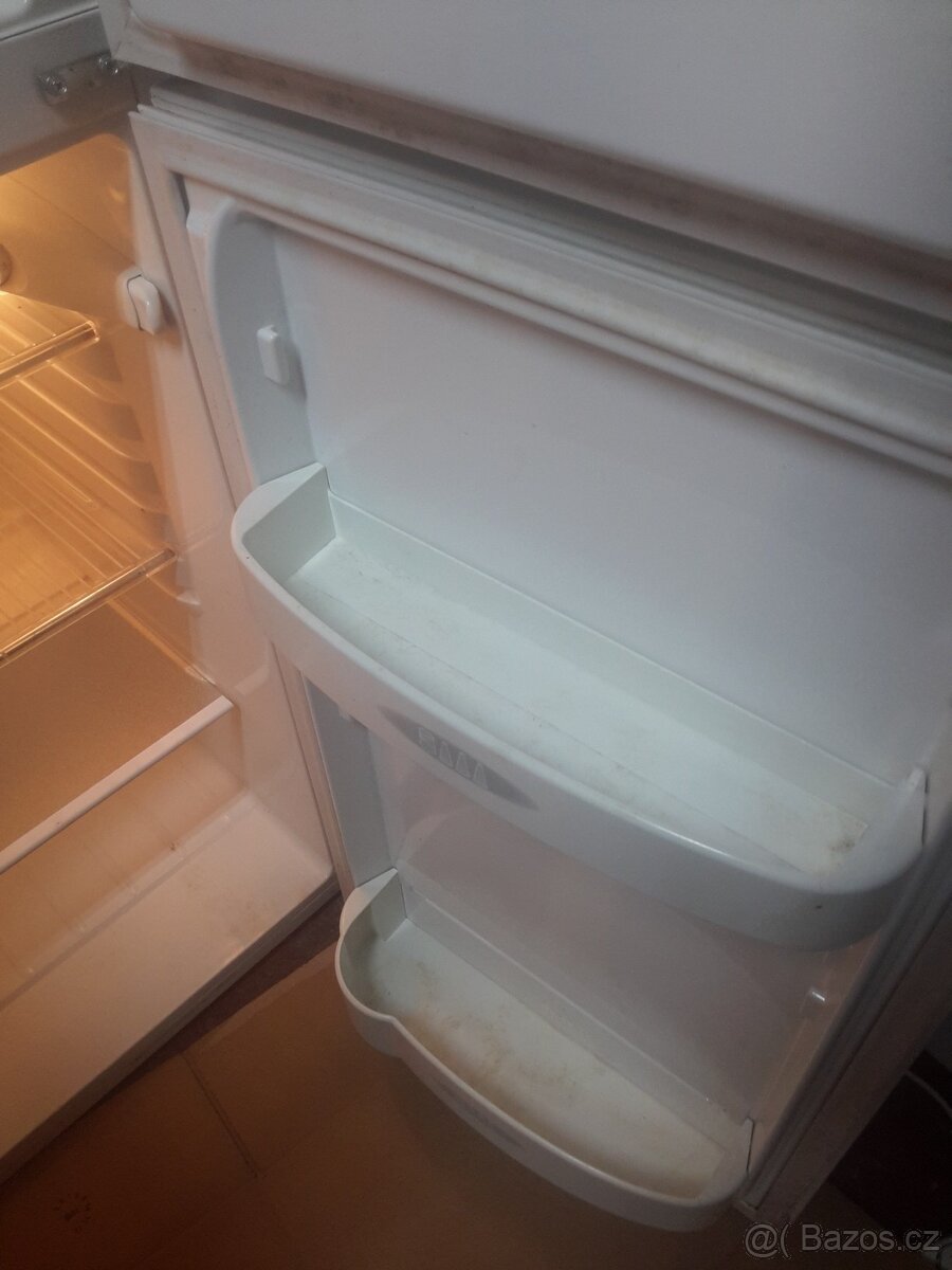 Whirlpool – IKEA velká lednice, výrobník ledu - 3