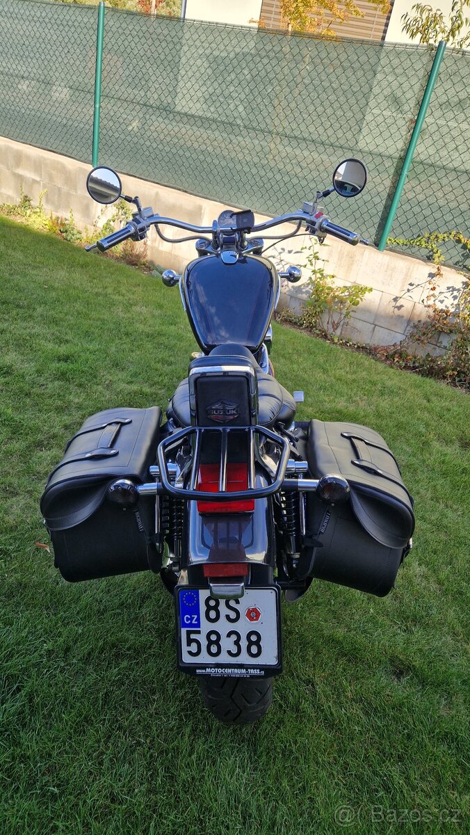 Suzuki Intruder 1400 - 3