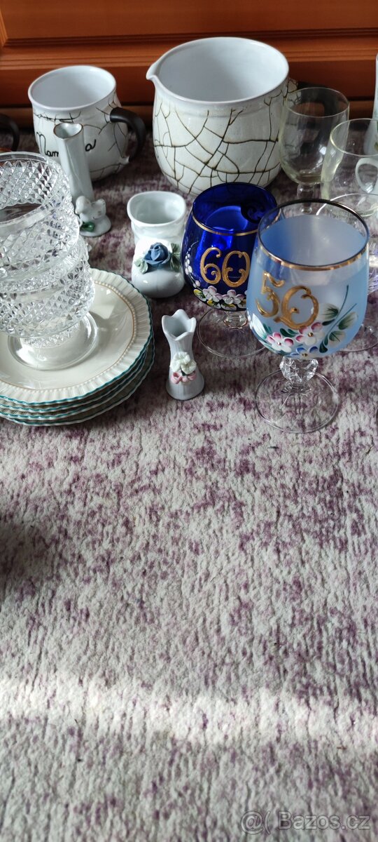 Prodám sklo kompletně - 3