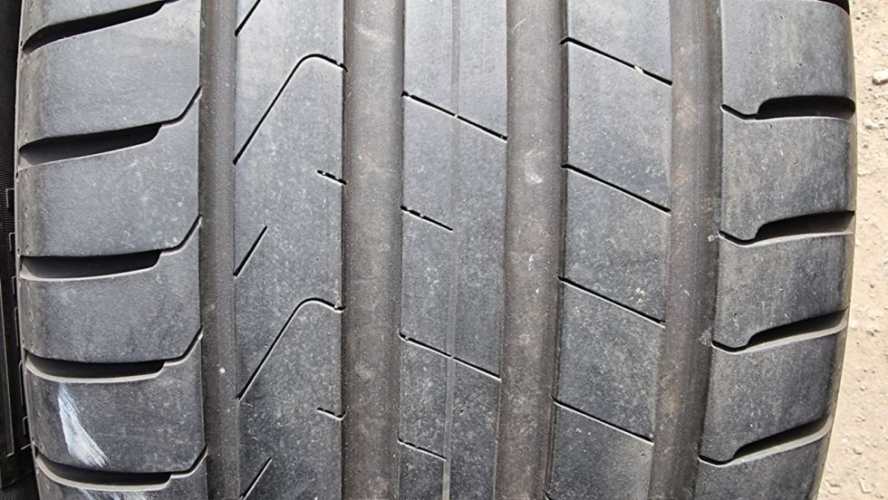 Letní pneumatiky 255/45/19 Pirelli - 3