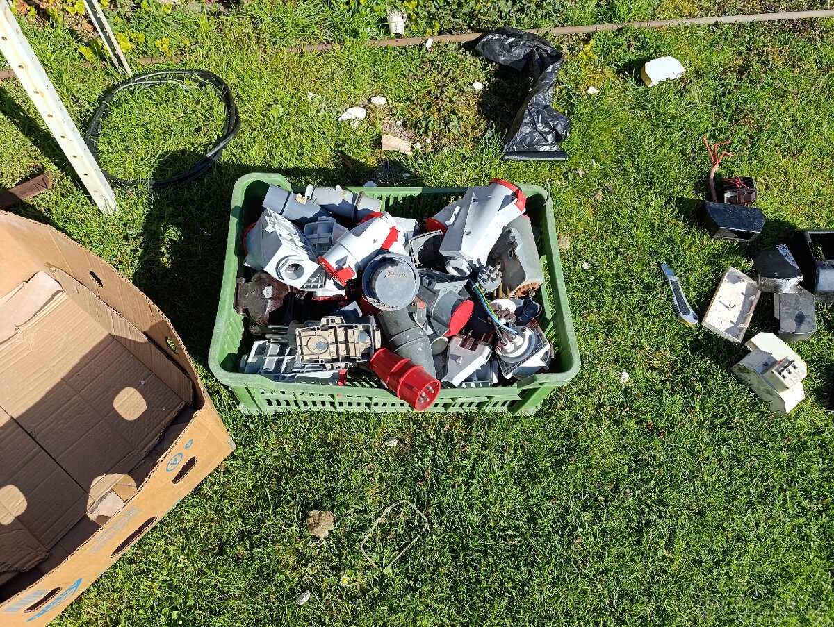 Elektromateriál - 3