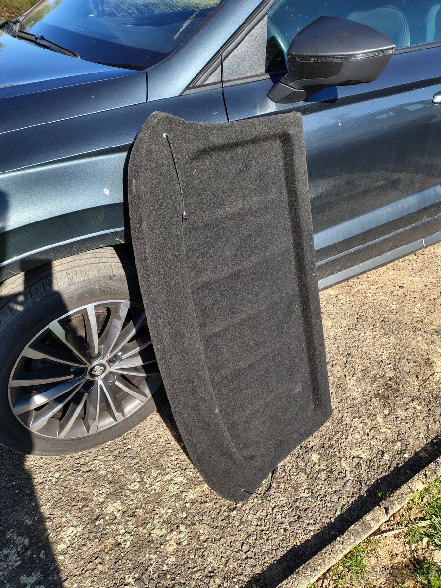 Plato kufru Ateca - 3