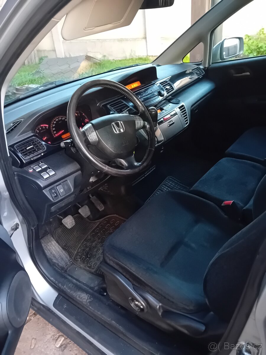 Honda FR-V 2,2 i-CDTi r.v.2005 - 3