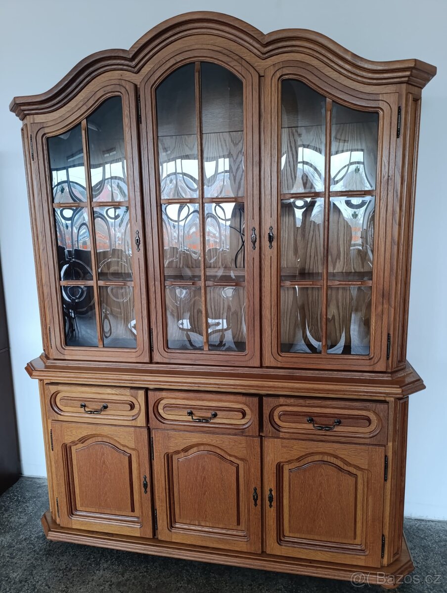 Rustikální kredenc, příborník s vitrínou, nábytek z masívu - 3