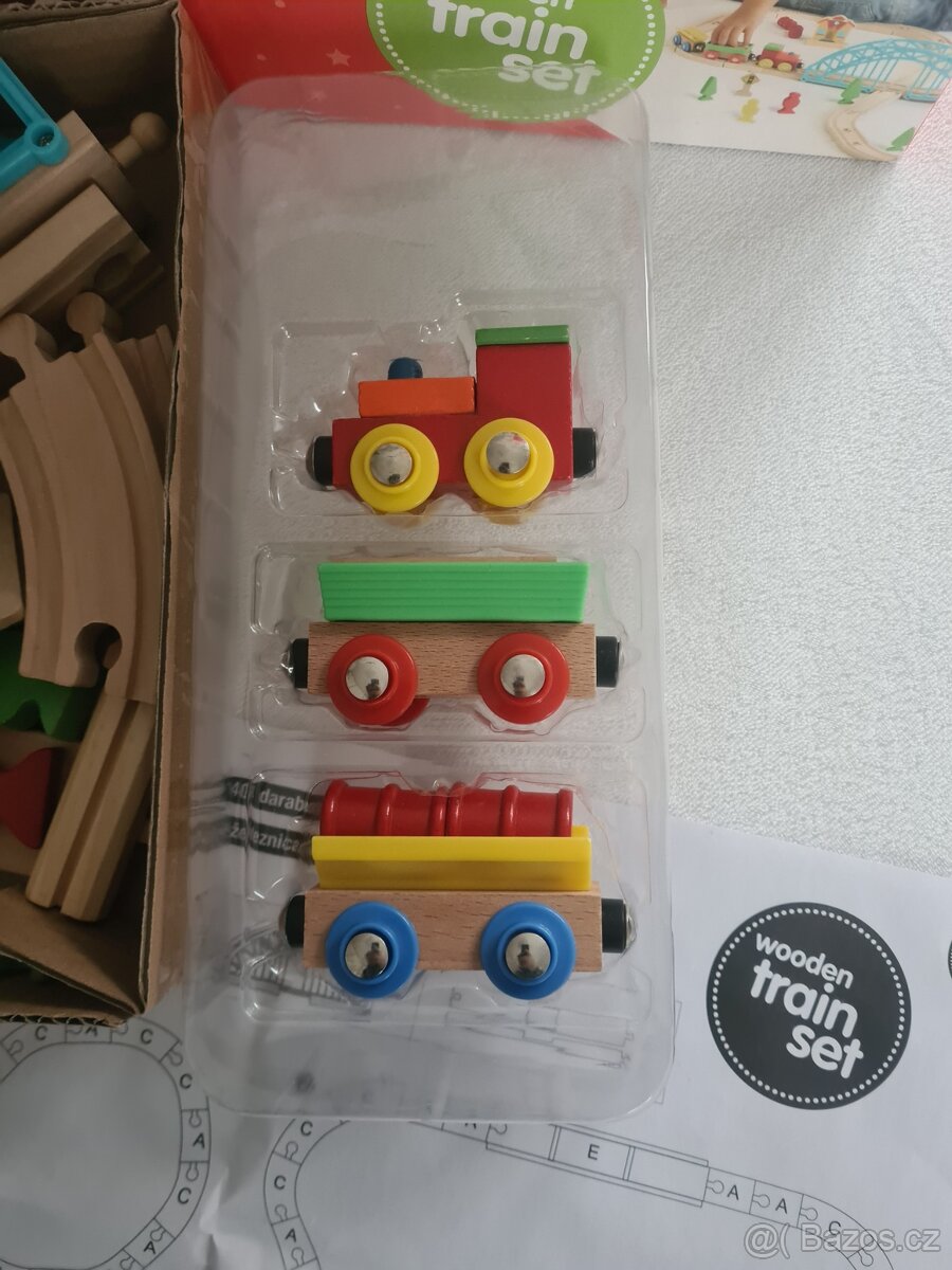 Vlak dřevěný Carousel 3 + - 3