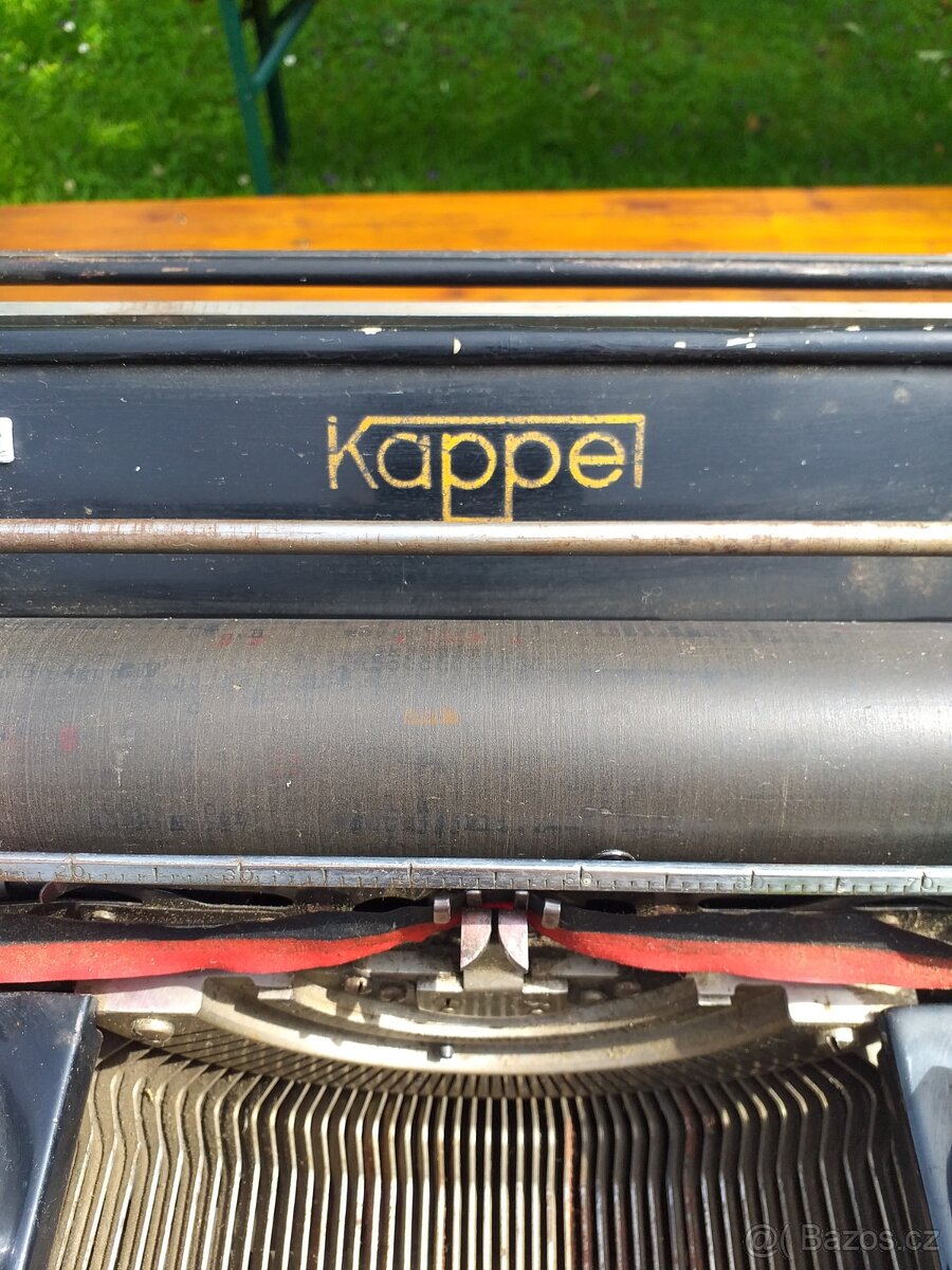 Starý psací stroj - 3