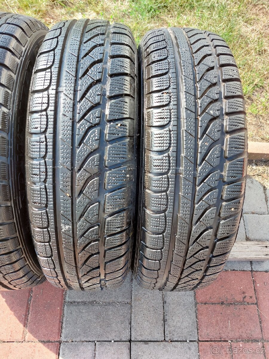 165/65R15 81T 8MM DUNLOP - 3