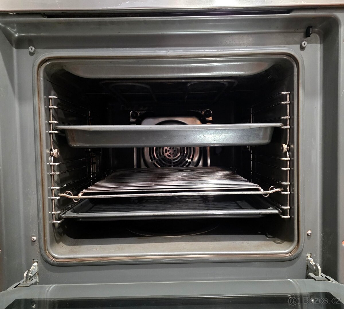 Vestavná multifunkční trouba Amica - 3