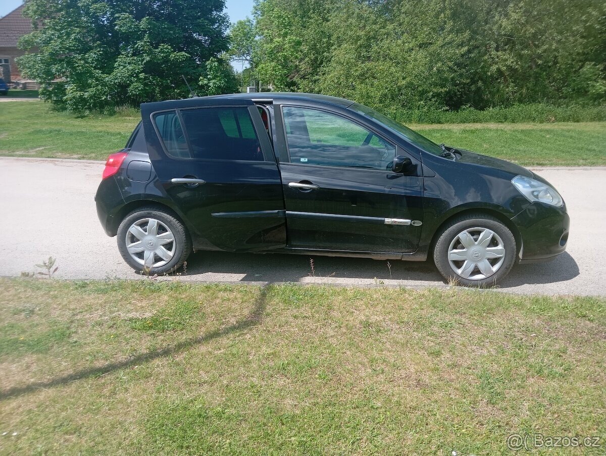 renault clio 2007 benzín - 3