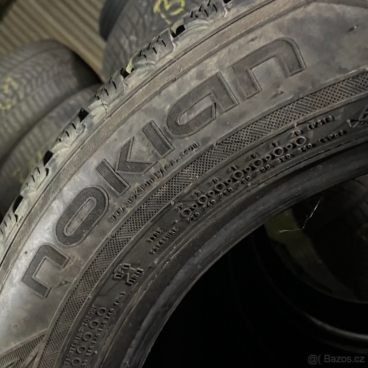 Zimní pneu 225/55 R18 102H XL Nokian 6mm - 3