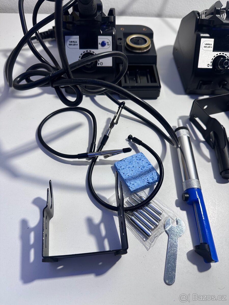 2 x YIHUA 926LED-IV 60W pájecí stanice - 3