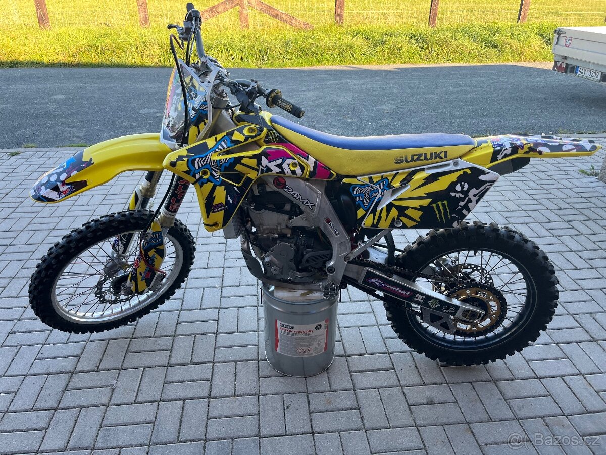 Suzuki RMZ 450 - 3