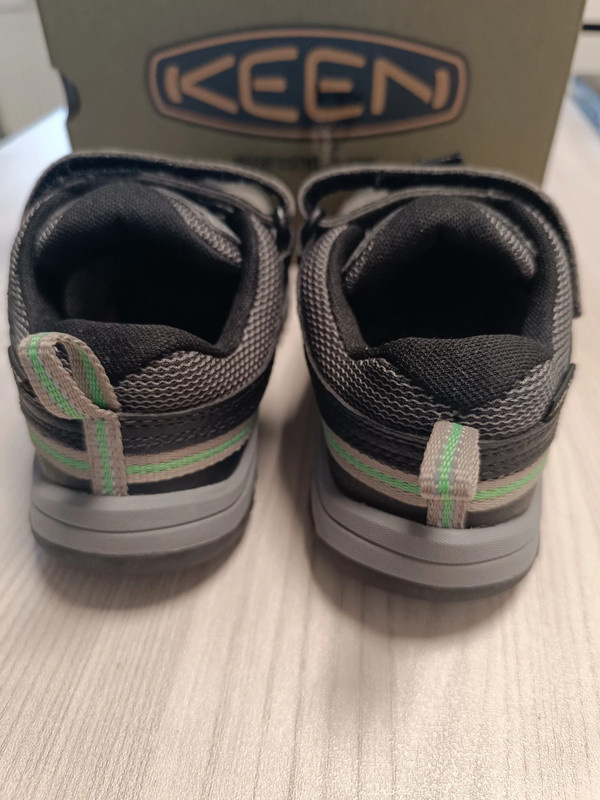 Nové nepromokavé dětské boty Keen vel. 30 - 3