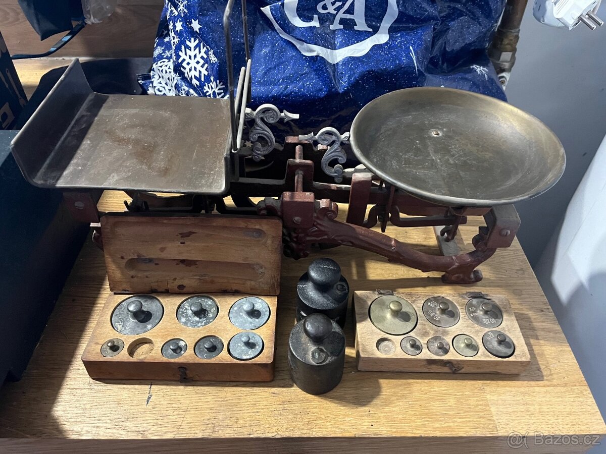 Historické věci+váhy+závaží - 3