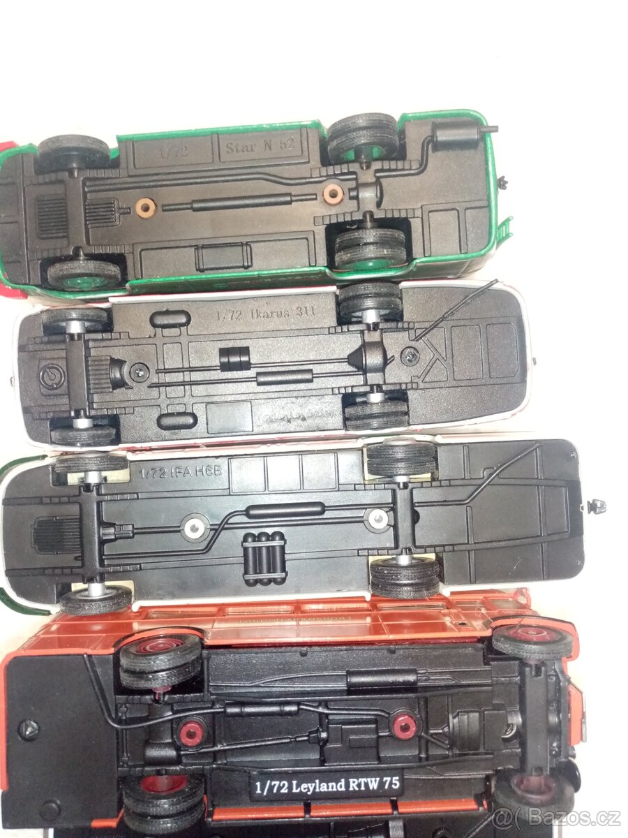 Autobusy 1/72 - 3