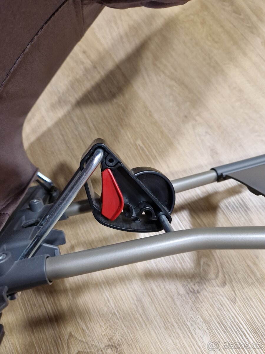 Houpátko Babybjorn - 3