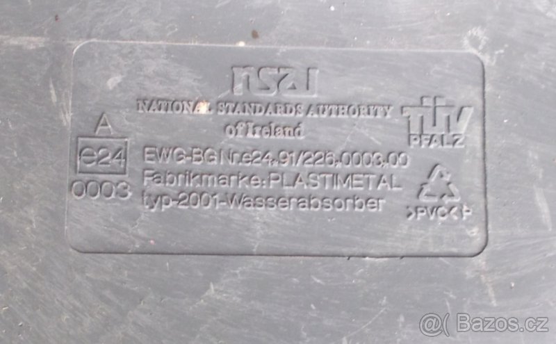 Zástěrka proti rozstřiku INSERT LINE plastová černá - 3