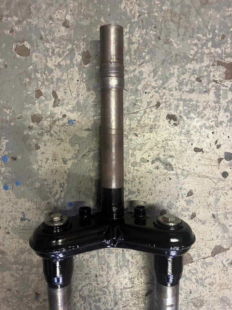 Jawa 90 - přední vidlice - 3