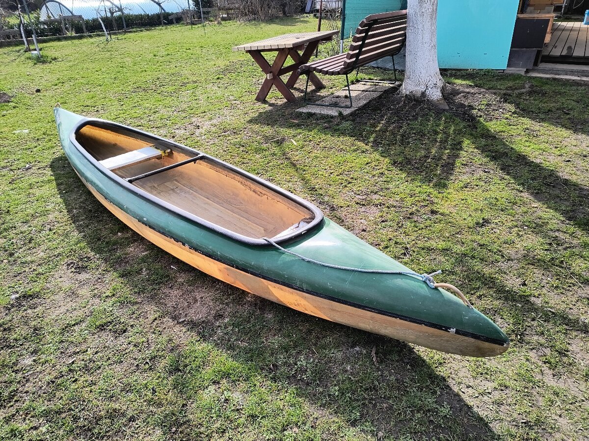 Laminátová kanoe vydra - 3