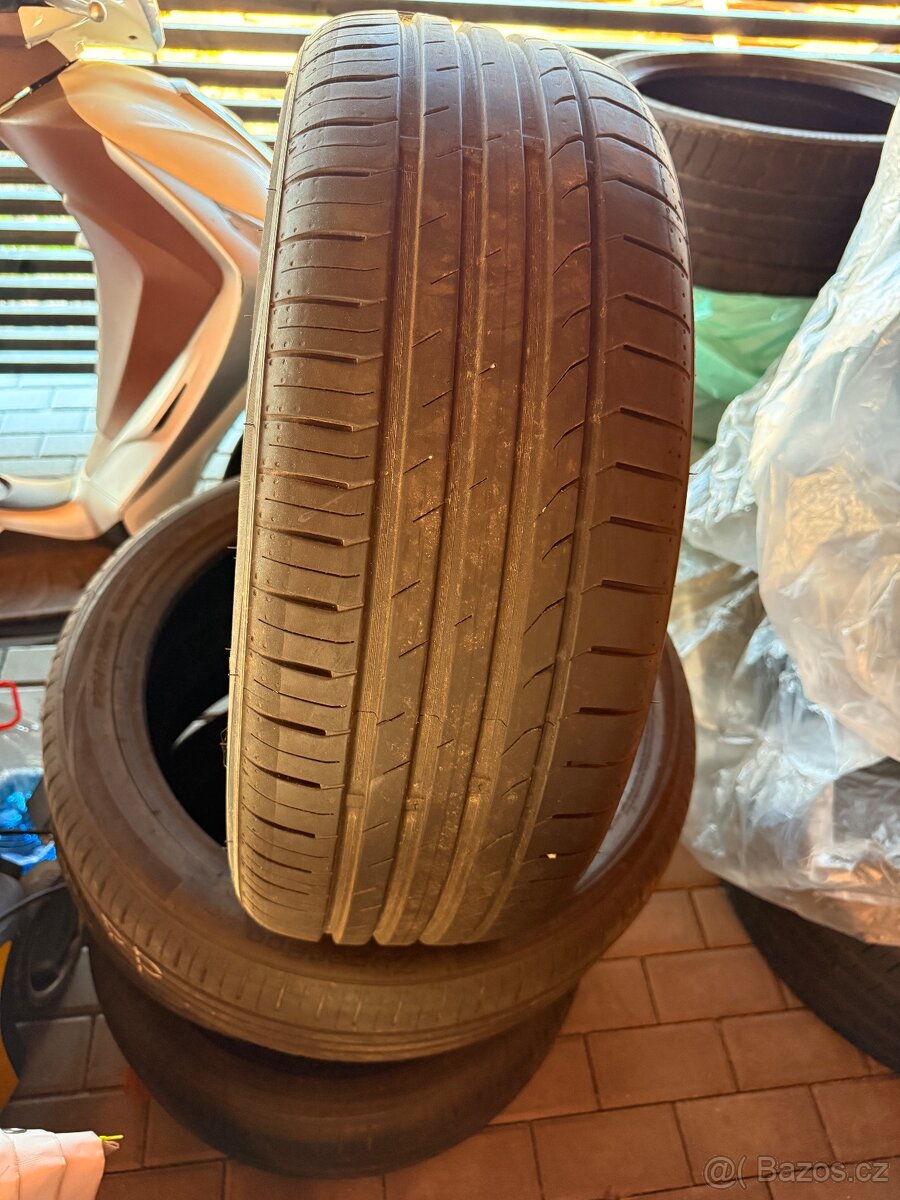 ZuperEco 225/45/19 - 3