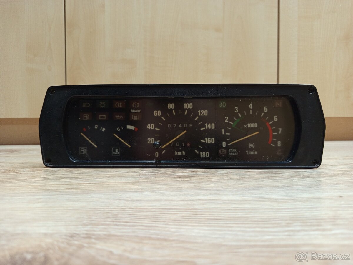 Tachometr š 120-125 - 3
