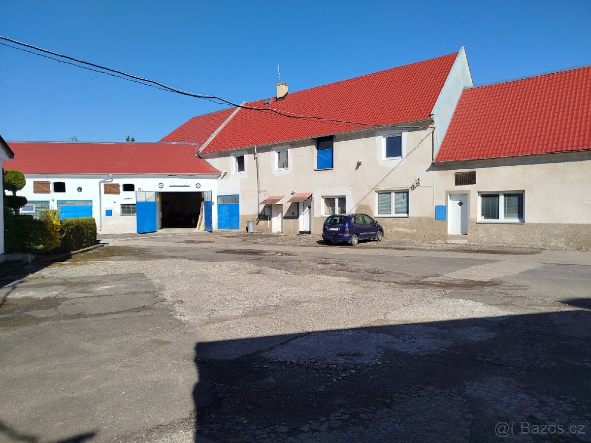 Prodej arealu v Otvicích - 3