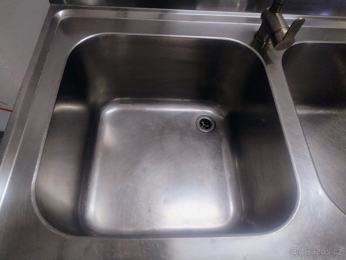 Nerezový dvoudřez s baterií - 3