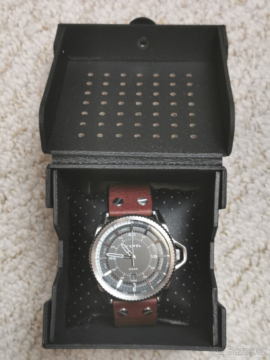 HODINKY DIESEL - 3