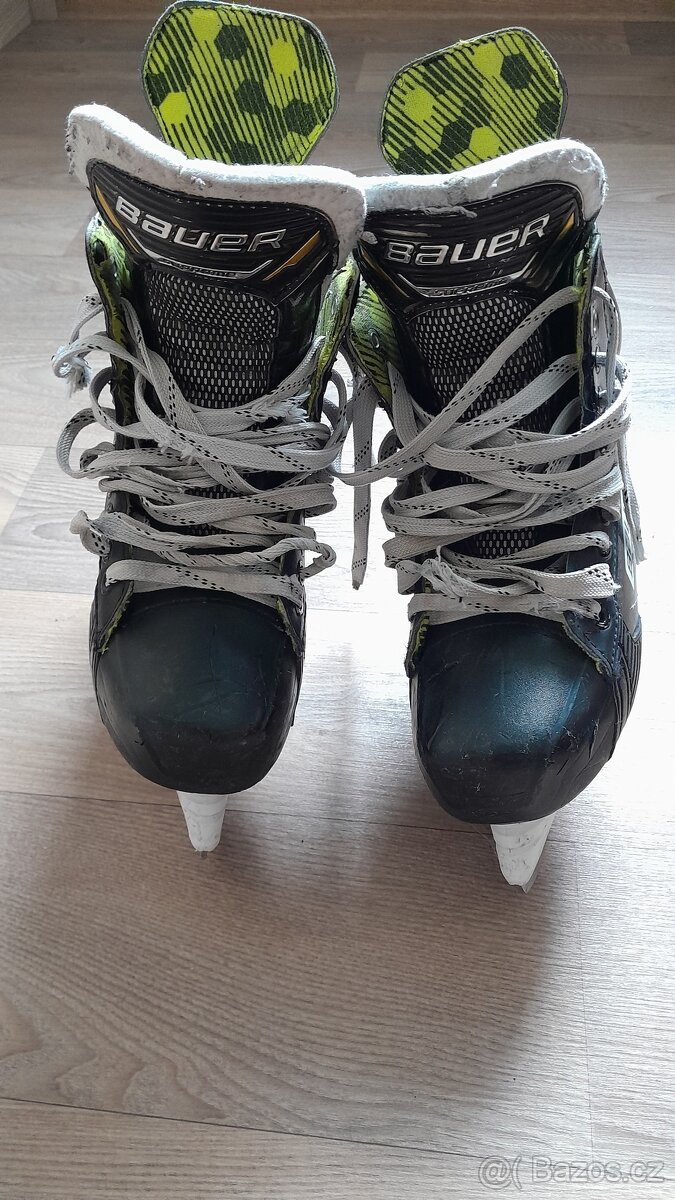 Brusle Bauer Supreme M3 - 3