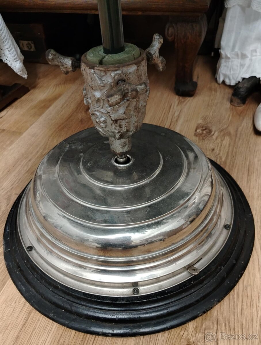 Starožitný hrací stojan na vánoční stromeček - 3