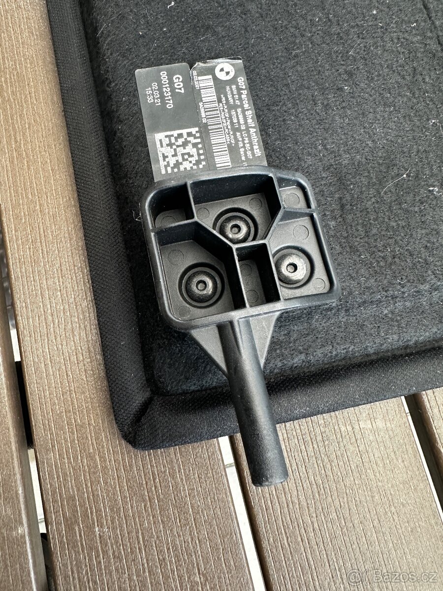 Zadní rozkládací roleta do kufru BMW X7 G07 - 3