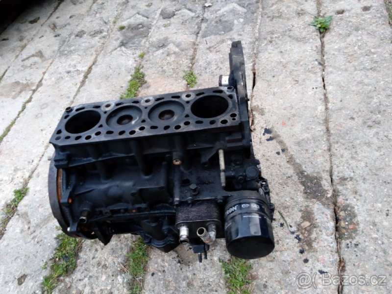 Ford 1.8 TDDi 66kw díly na motor - 3