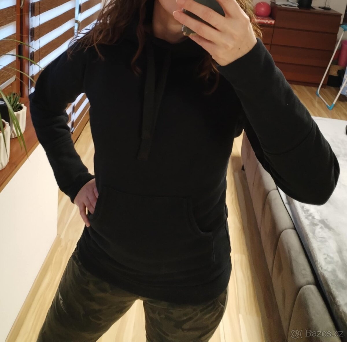 Dámská černá bavlněná mikina Buga vel. S - 3