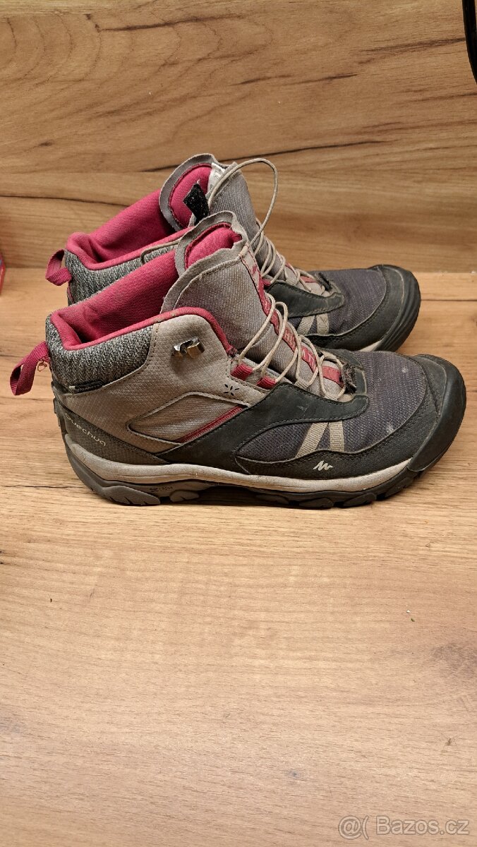 Dětské turisticke boty Quechua, vel.36/22,5cm - 3