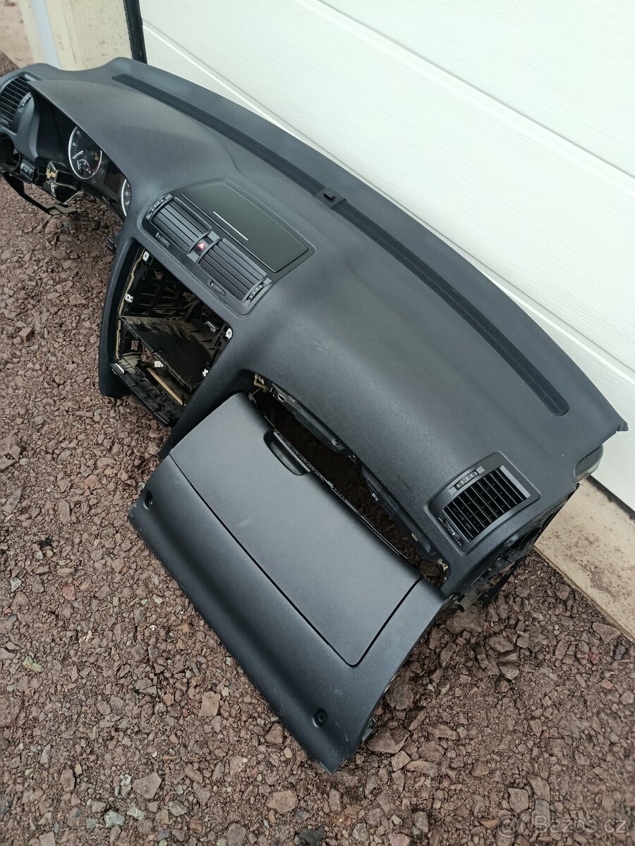 Palubka Škoda Octavia II facelift r.v.08-14 - 3