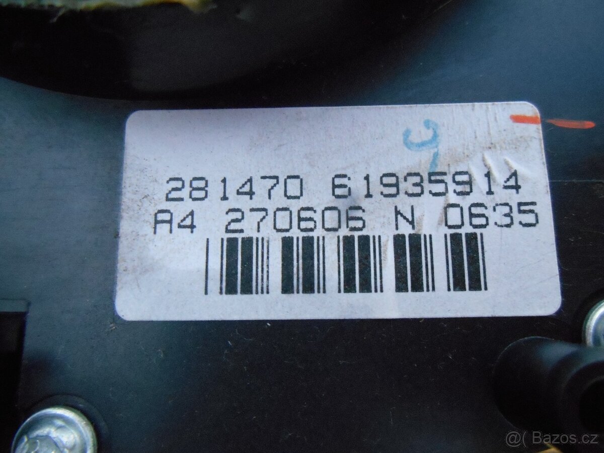 PEUGEOT 207 ROK VÝR,2006 PÁČKY POD VOLANT - 3