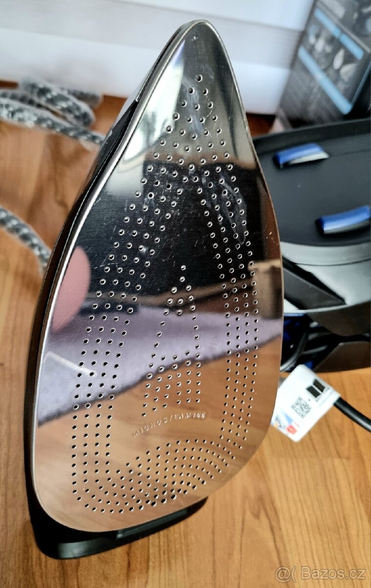 Parní generátor Rowenta VR8315 - 3