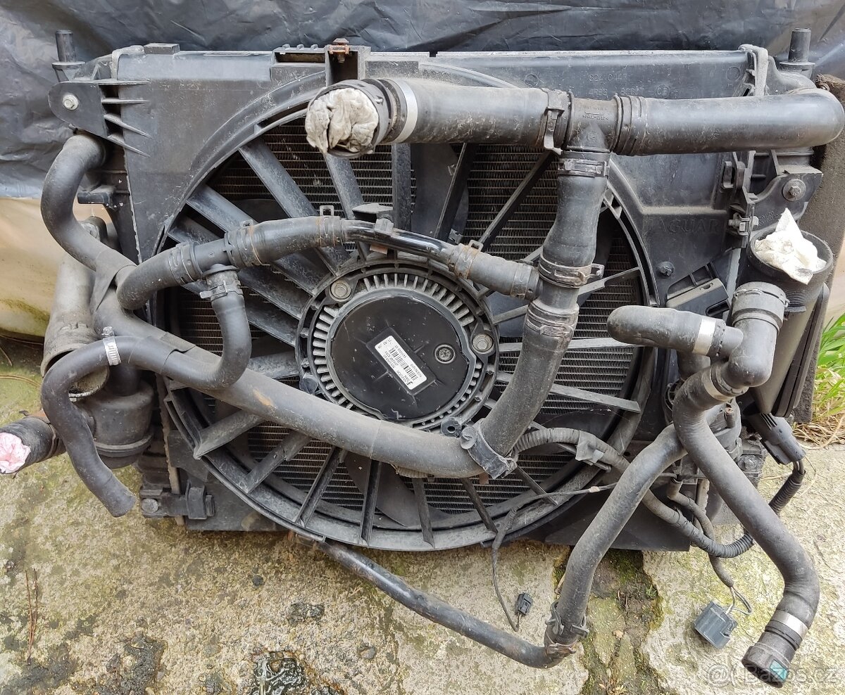 Jaguar XF 2,7d chladič vody, intercooler, chladič ventilator - 3
