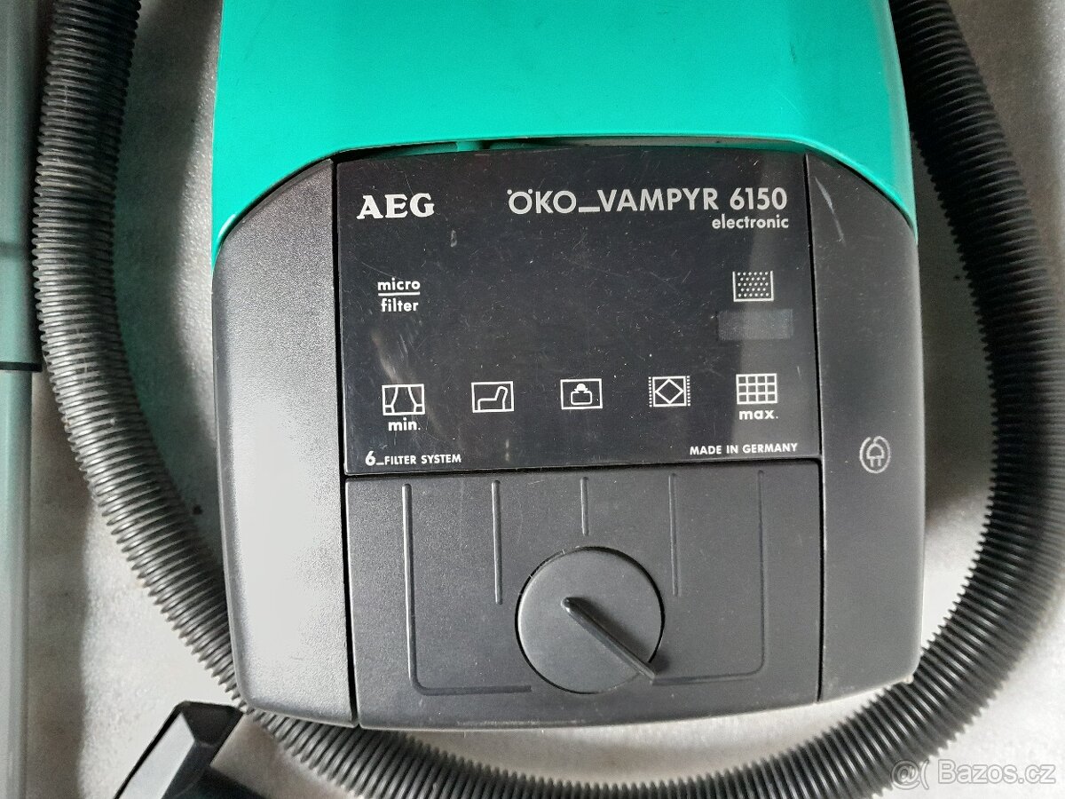 Prodám vysavač AEG - 3