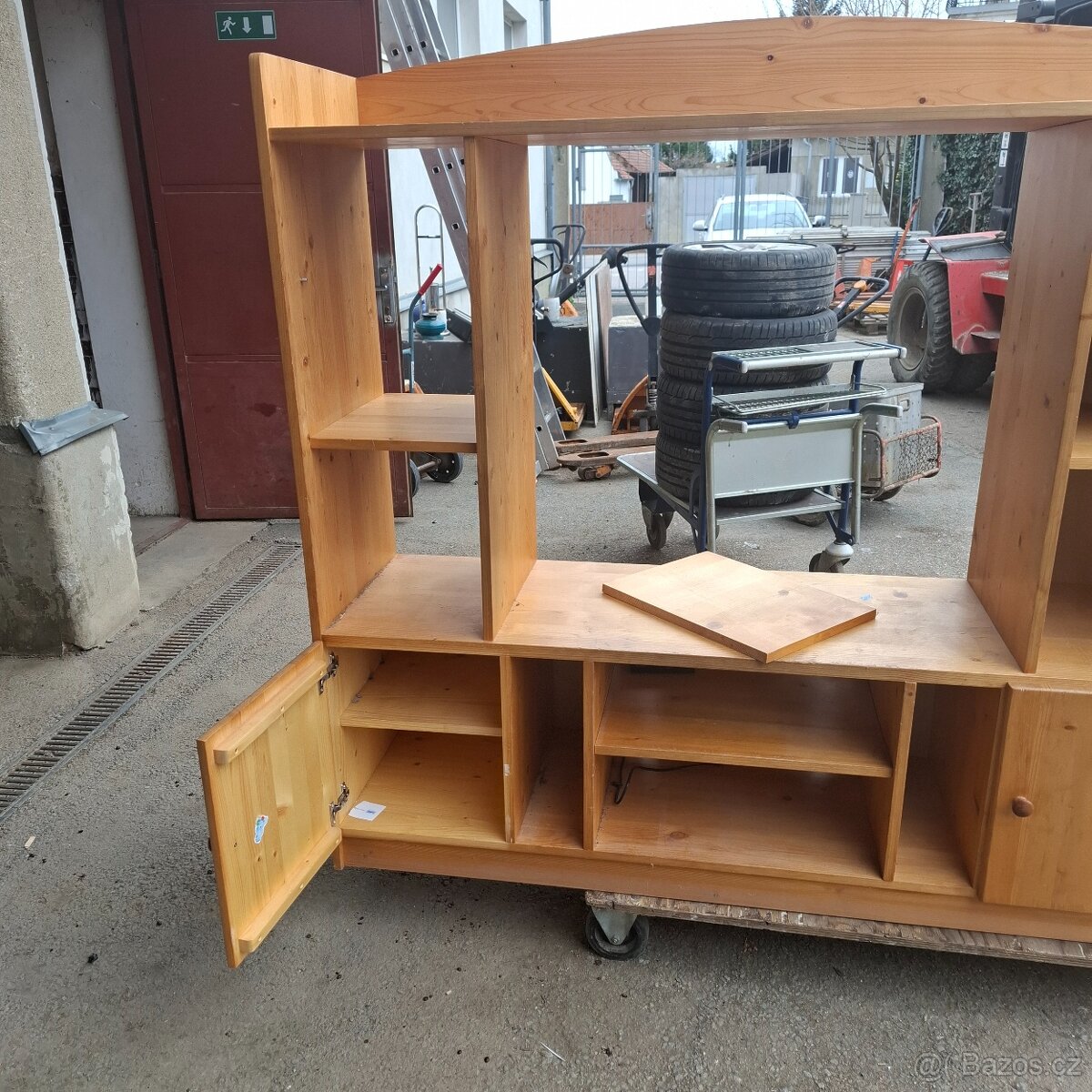 Obýváková stěna, TV stěna - 3