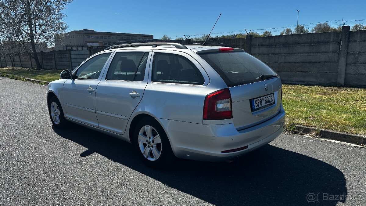 ŠKODA OCTAVIA 1.6 MPI - 3