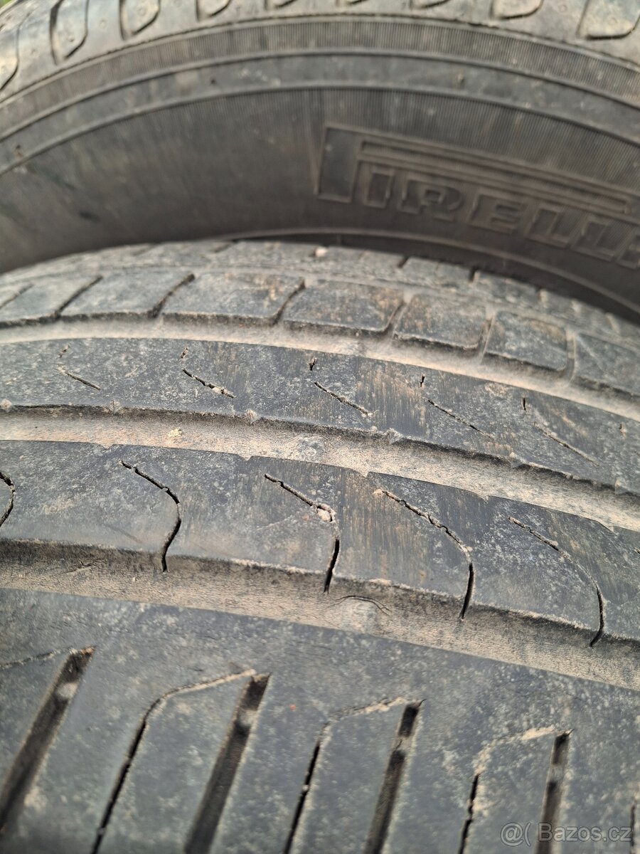 Pneu 235/65 R17 - 3