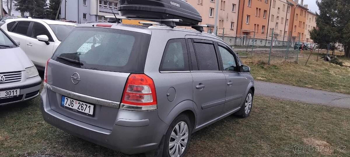 Opel Zafira - 3