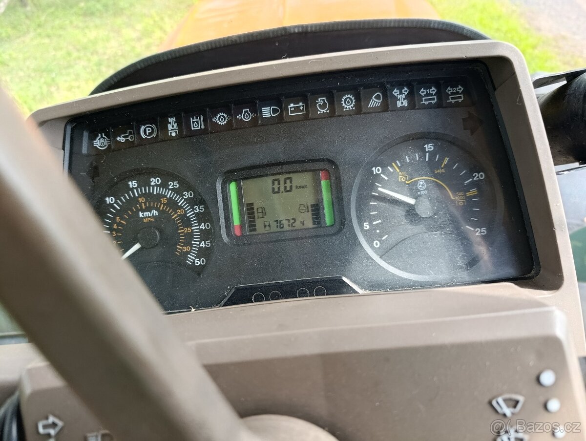 John Deere 6330. - 3