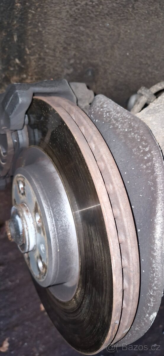 Audi A6 4G 3.0 tdi predni brzdove kotouce desky - 3