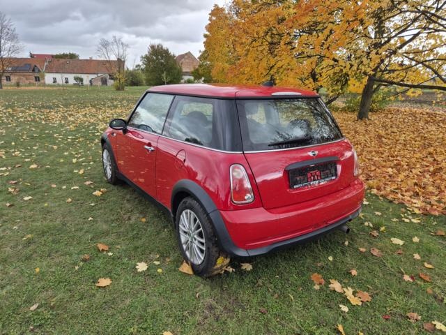 Prodám Mini One 1.6i 66kw R50 - KLIMATIZACE - 3
