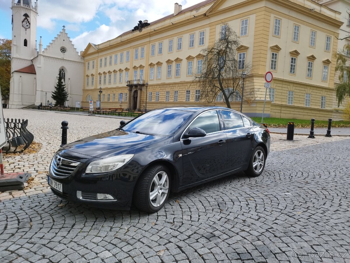 Insignia - 3