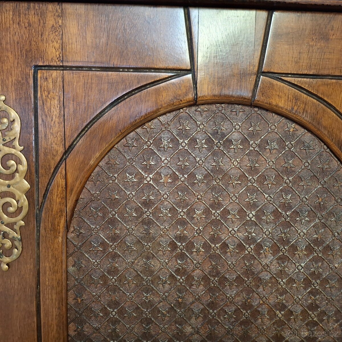 starožitná skříň - 3